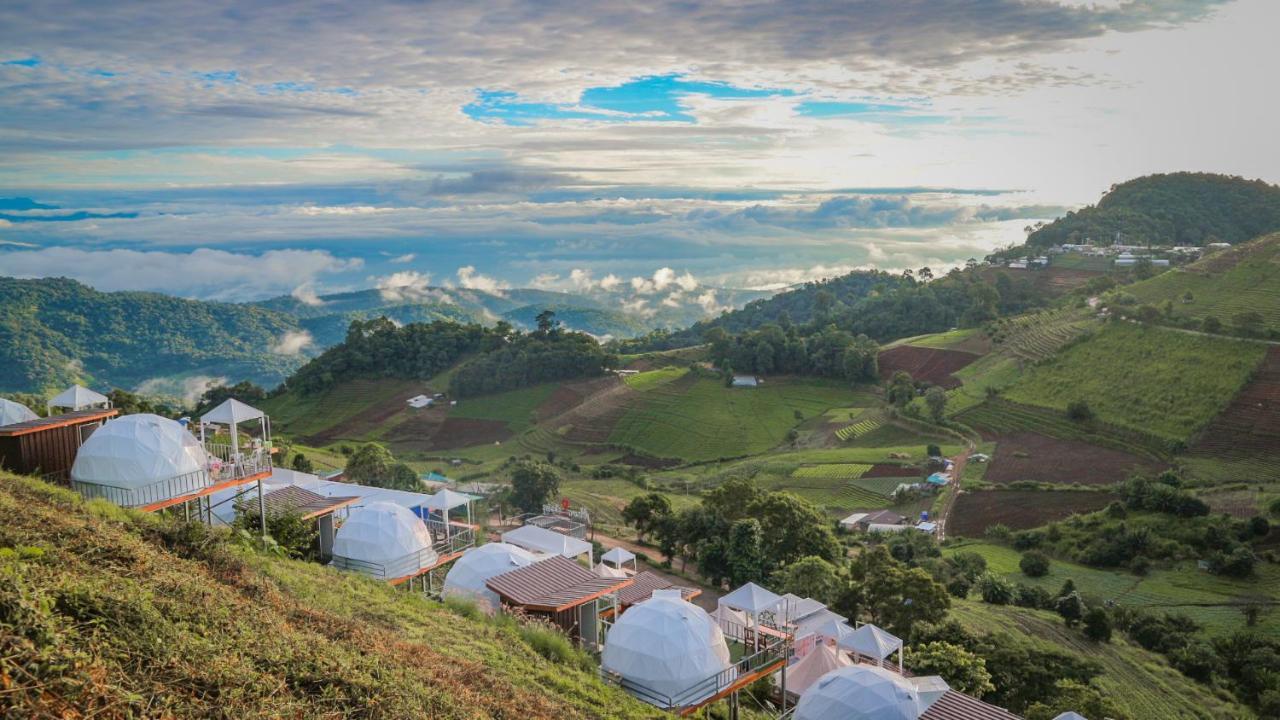 ภูเบิกฟ้า แคมป์ปิ้ง Luxury tent *