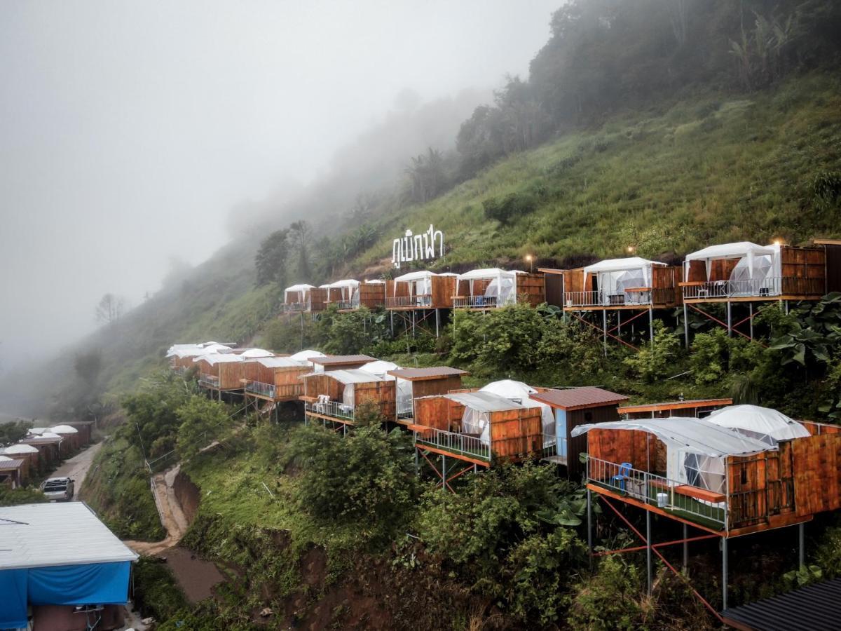 Luxury tent ภูเบิกฟ้า แคมป์ปิ้ง Mon Jam
